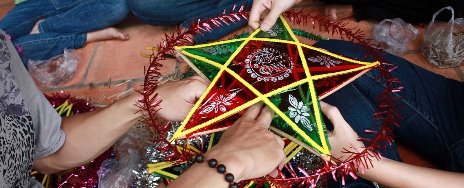 TRĂNG TUỔI THƠ 2011