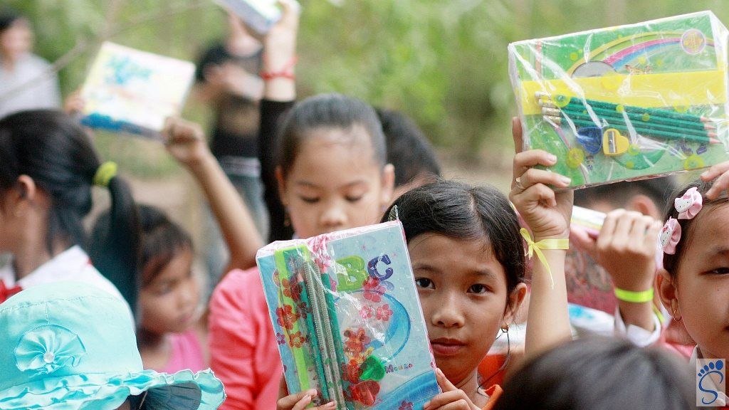 BƯỚC CHÂN TÌNH NGUYỆN 2012 0