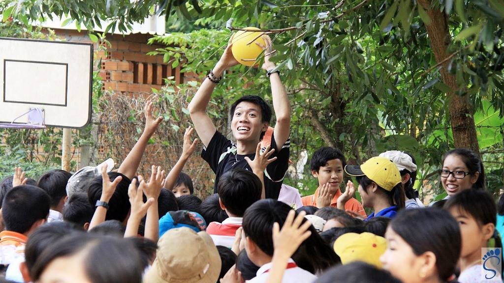 GIÁNG SINH TUỔI THƠ 2010 0